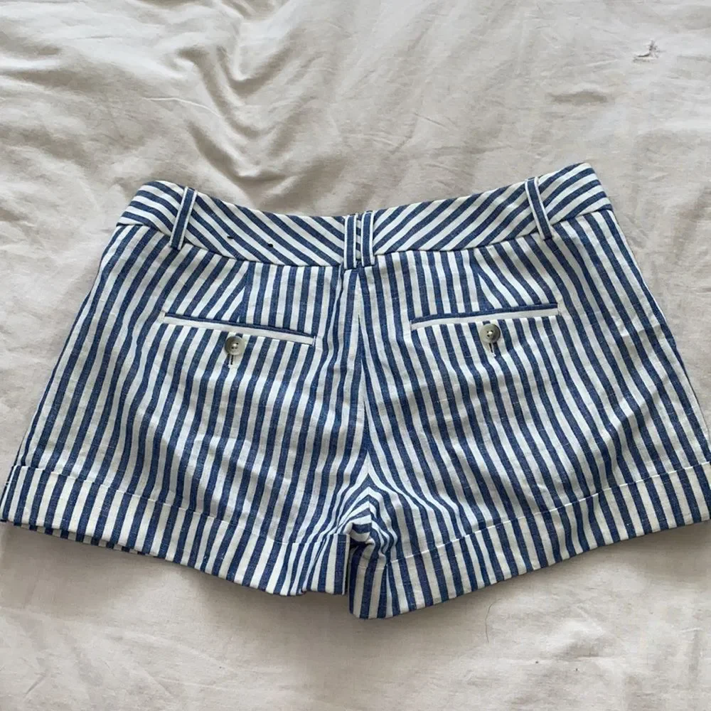 express - 2 shorts sold together - Picture 3 of 6